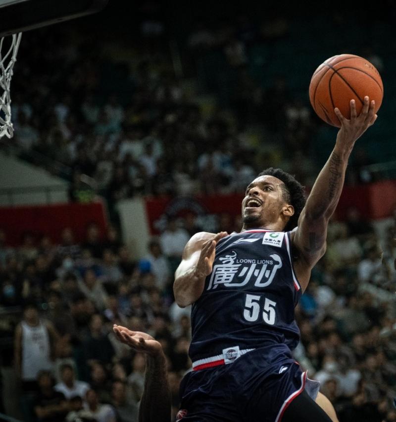 关于小个子球员决胜时刻发挥,逆转比分赢球!的信息 关于小个子球员决胜时刻发挥,逆转比分赢球!的信息