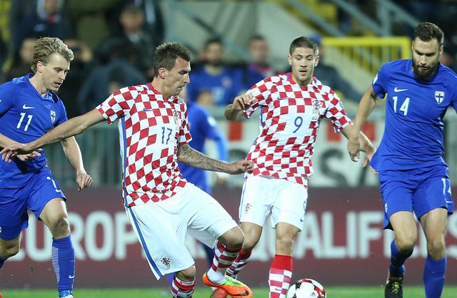 关于波兰力克瑞士,欧预赛连胜赛事报道的信息 关于波兰力克瑞士,欧预赛连胜赛事报道的信息