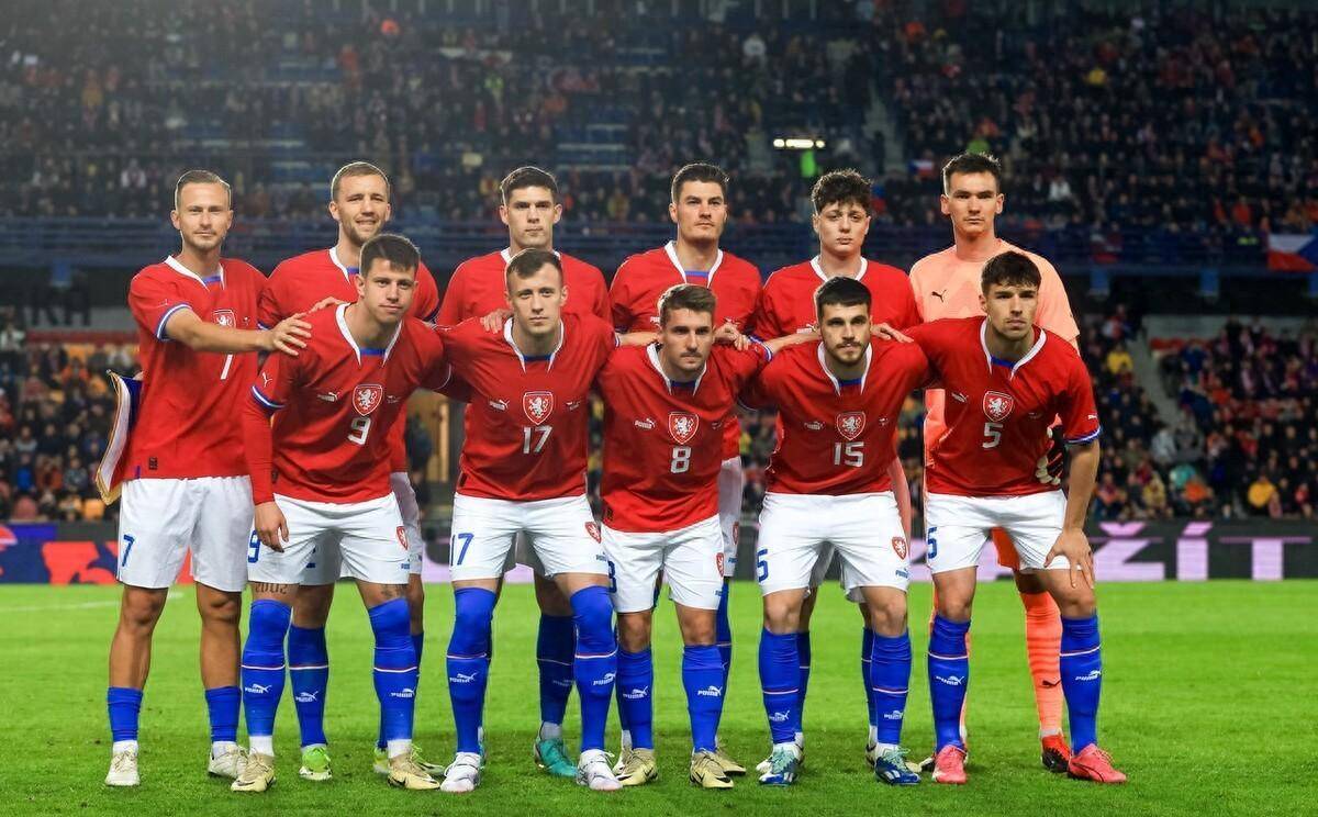 捷克队在激战中晋级欧洲杯决赛 捷克队在激战中晋级欧洲杯决赛