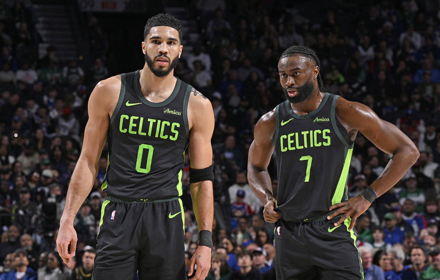 包含凯尔特人大胜热火，哈里斯贡献上佳的词条