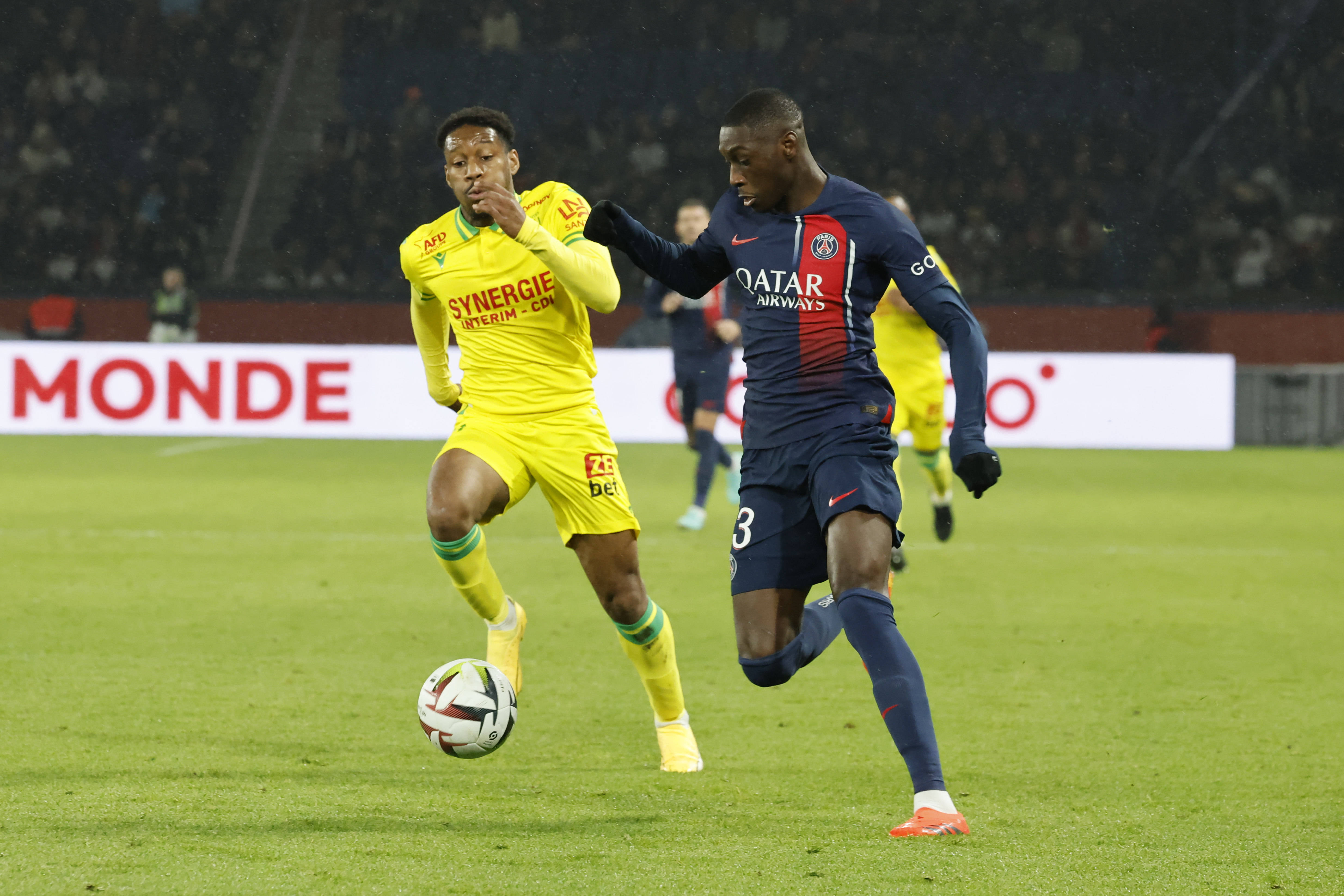 马赛实力强劲,领跑法甲积分榜的简单介绍 马赛实力强劲,领跑法甲积分榜的简单介绍