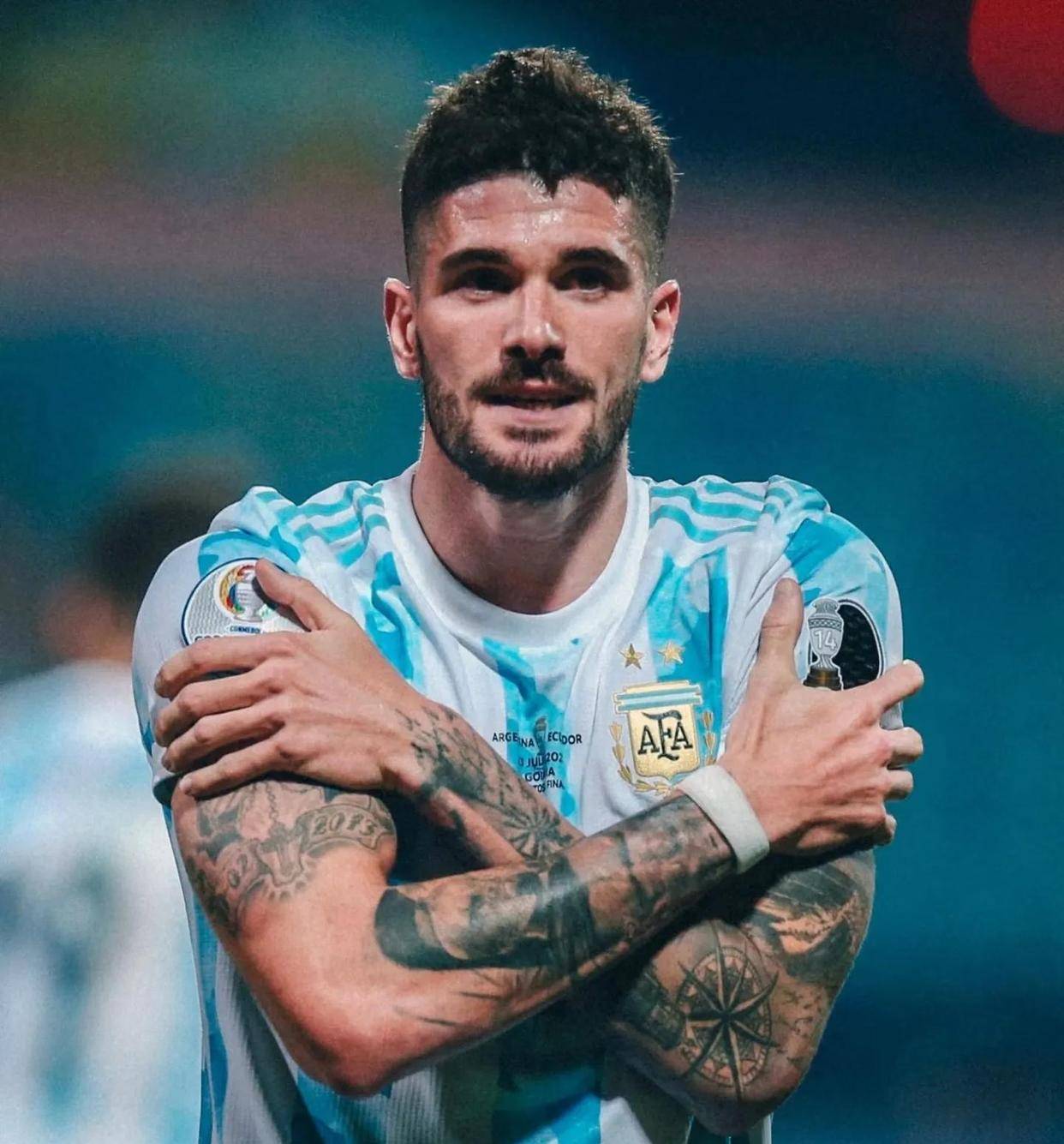 阿根廷球员参加巴黎圣日耳曼首秀 阿根廷球员参加巴黎圣日耳曼首秀