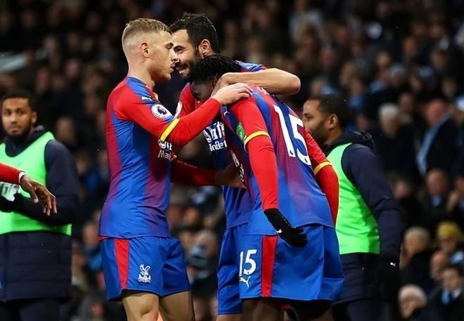 伯恩茅斯主场惨败水晶宫，实力不济