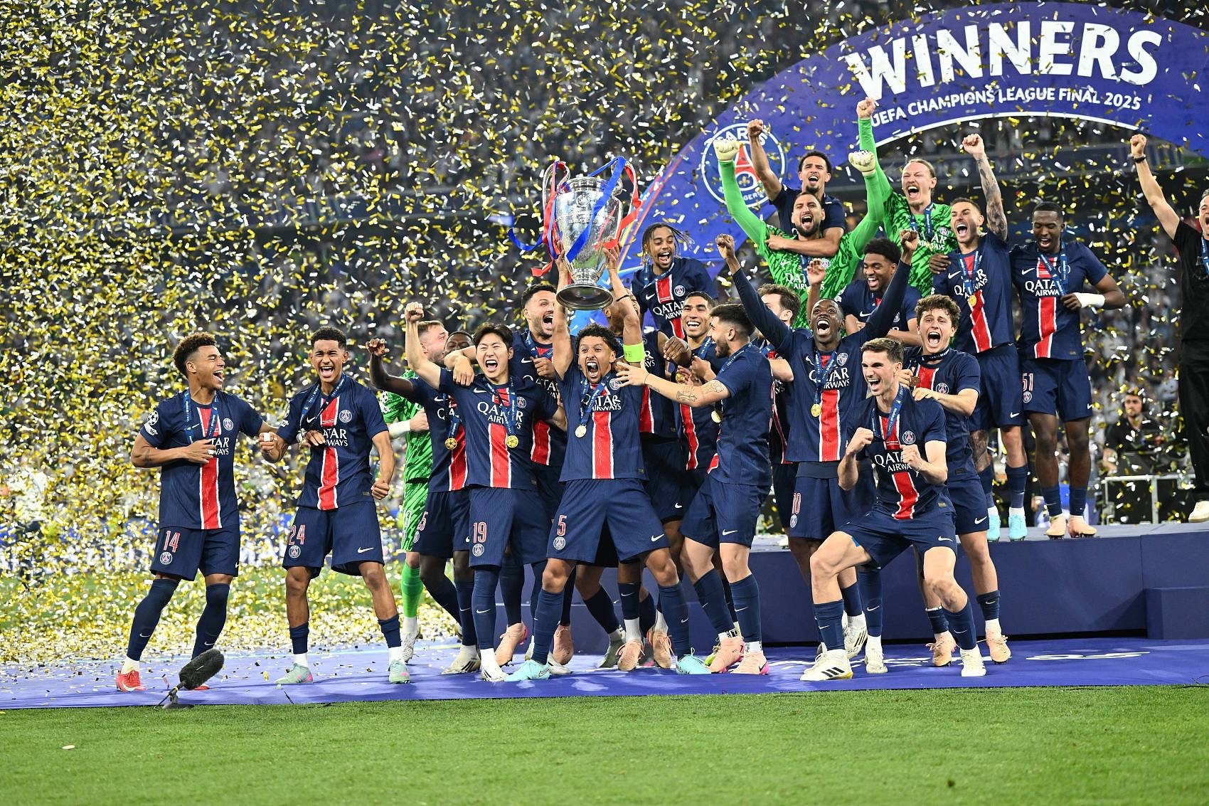 巴黎圣日耳曼高歌猛进,夺取欧冠宝座 巴黎圣日耳曼高歌猛进,夺取欧冠宝座