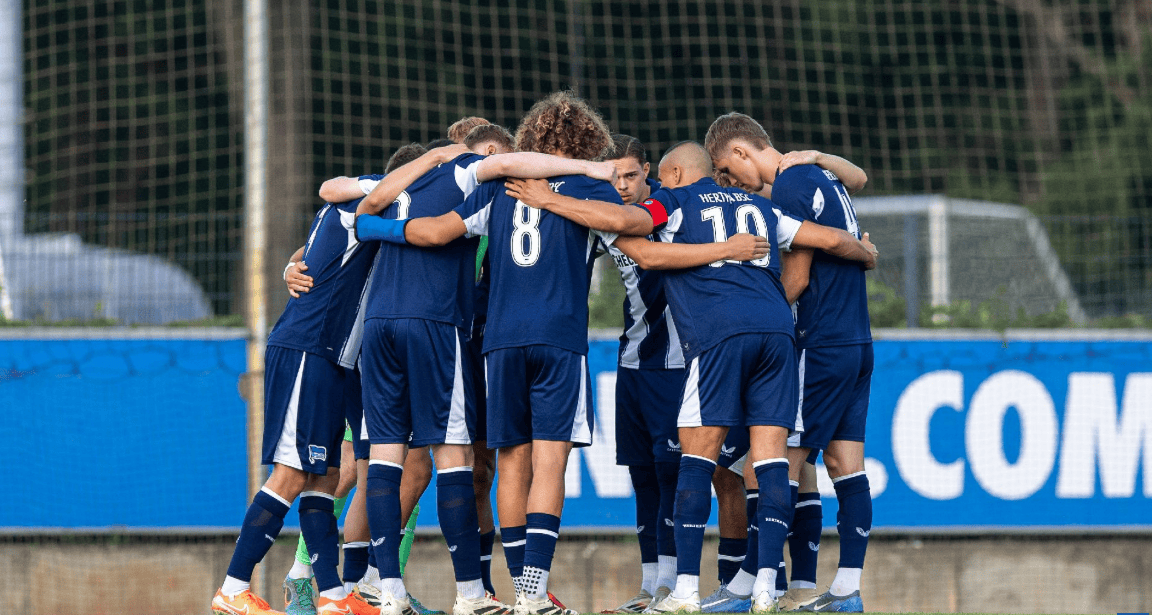 关于柏林赫塔队在对手头上夺冠,迈向胜利之路的信息 关于柏林赫塔队在对手头上夺冠,迈向胜利之路的信息