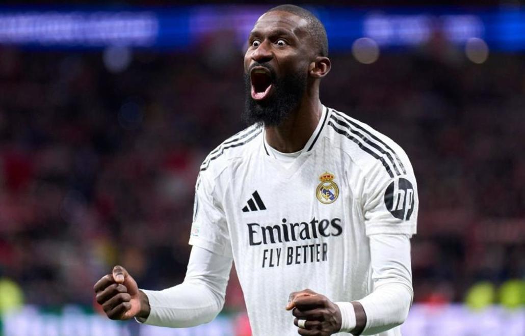 皇马后卫完成绝杀,取得胜利 皇马后卫完成绝杀,取得胜利