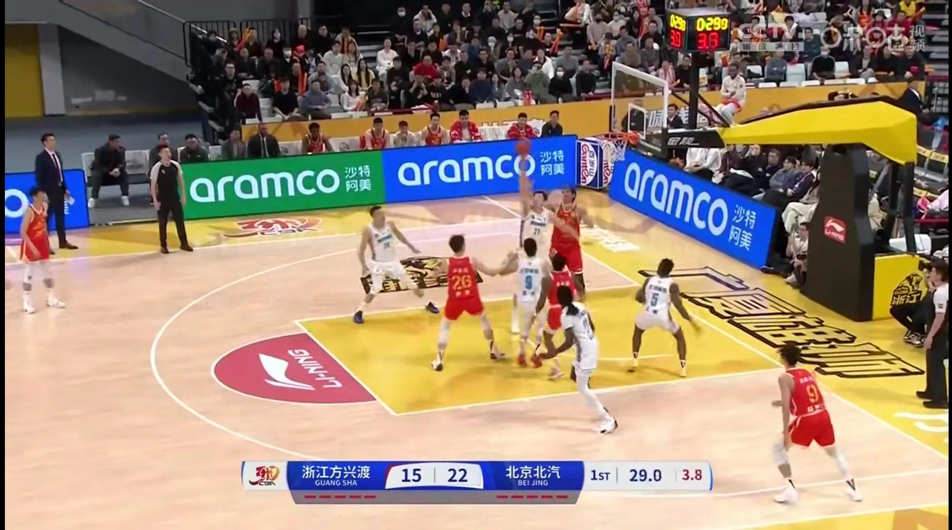 广厦大胜山东,取得三连胜! 广厦大胜山东,取得三连胜!